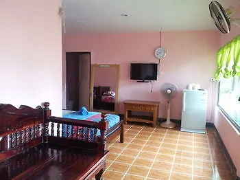Phusala Resort Ko Lanta 2*,